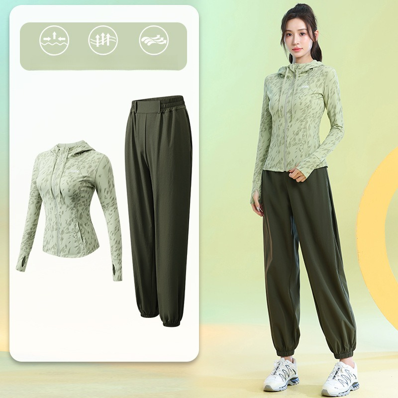 Женский спортивный костюм для  – обзор и цена Running Gear Usa